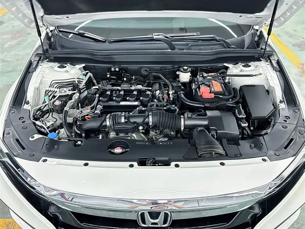 Honda Accord 2021 из CN, фото 2