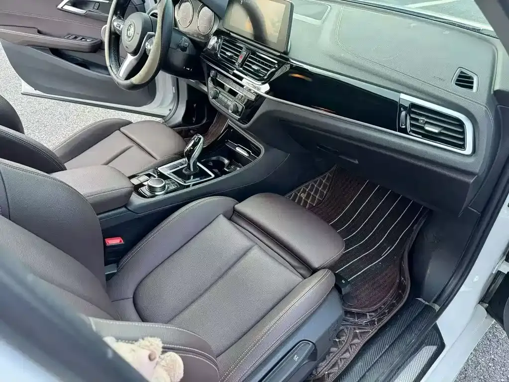BMW 1 Series 2021 из CN, фото 7