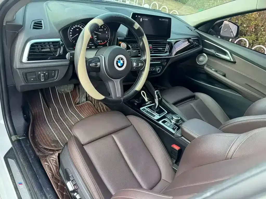 BMW 1 Series 2021 из CN, фото 8
