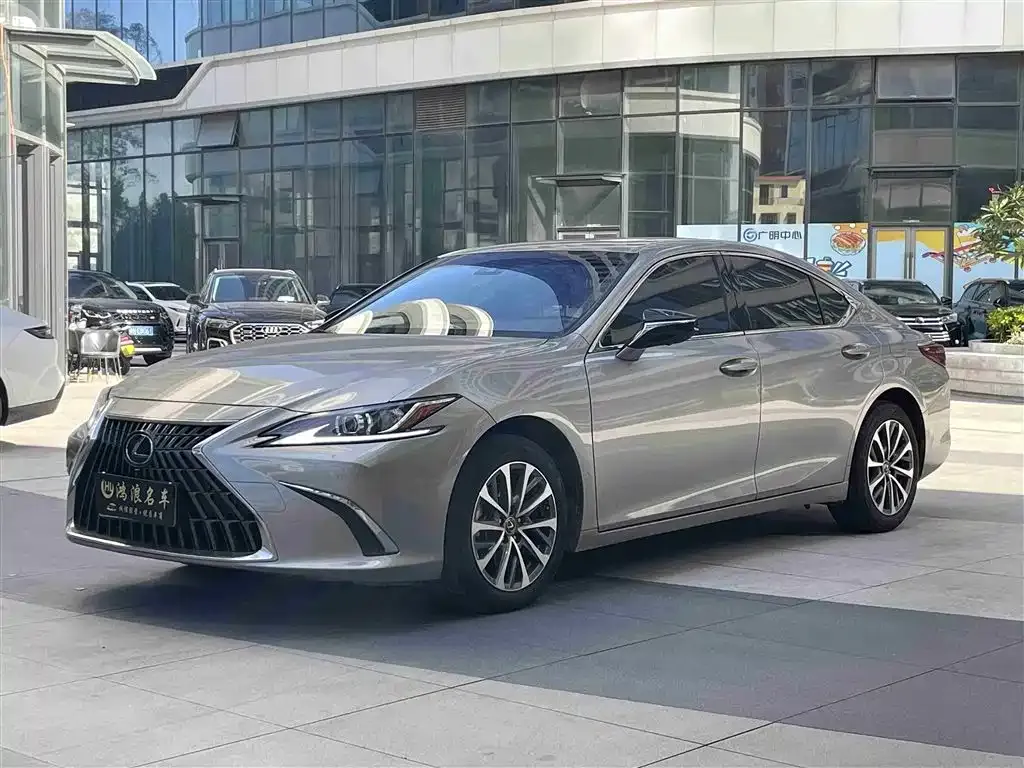 Lexus ES 2024 из CN, фото 1