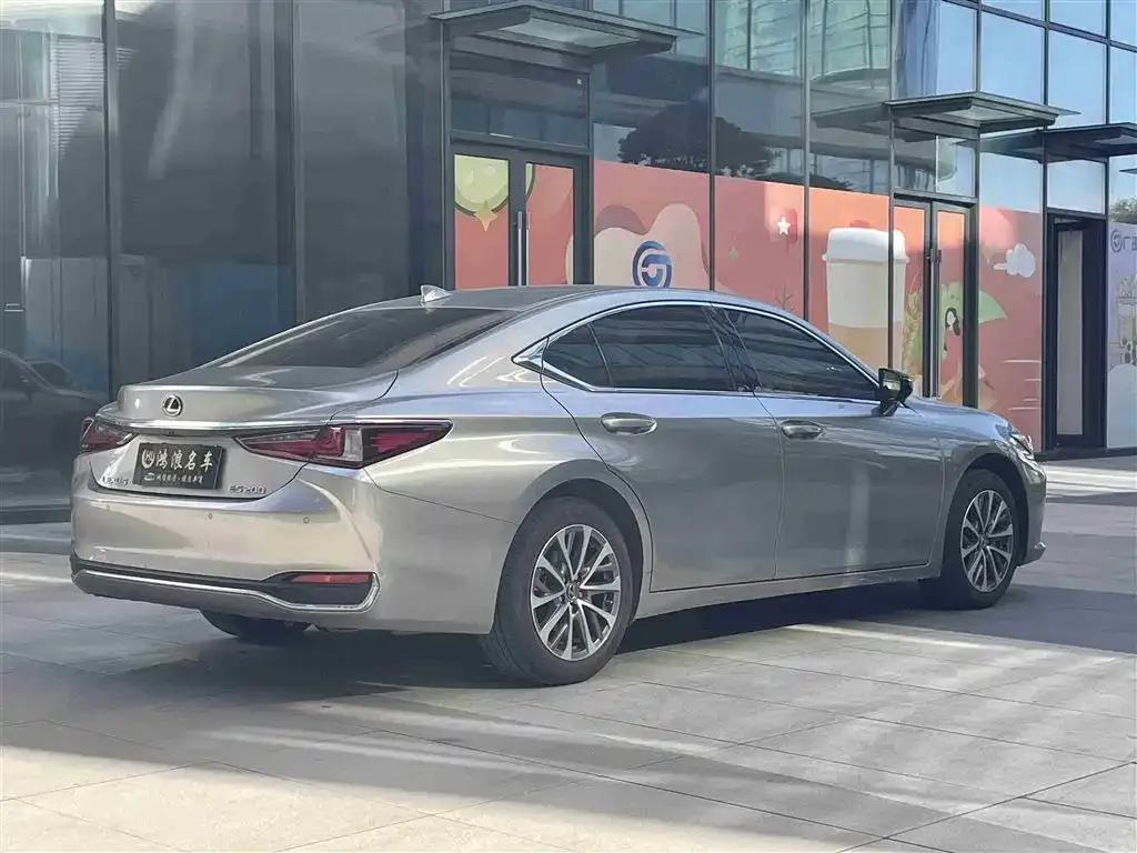 Lexus ES 2024 из CN, фото 6