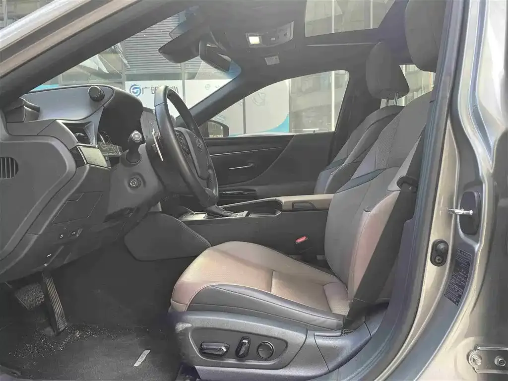Lexus ES 2024 из CN, фото 7