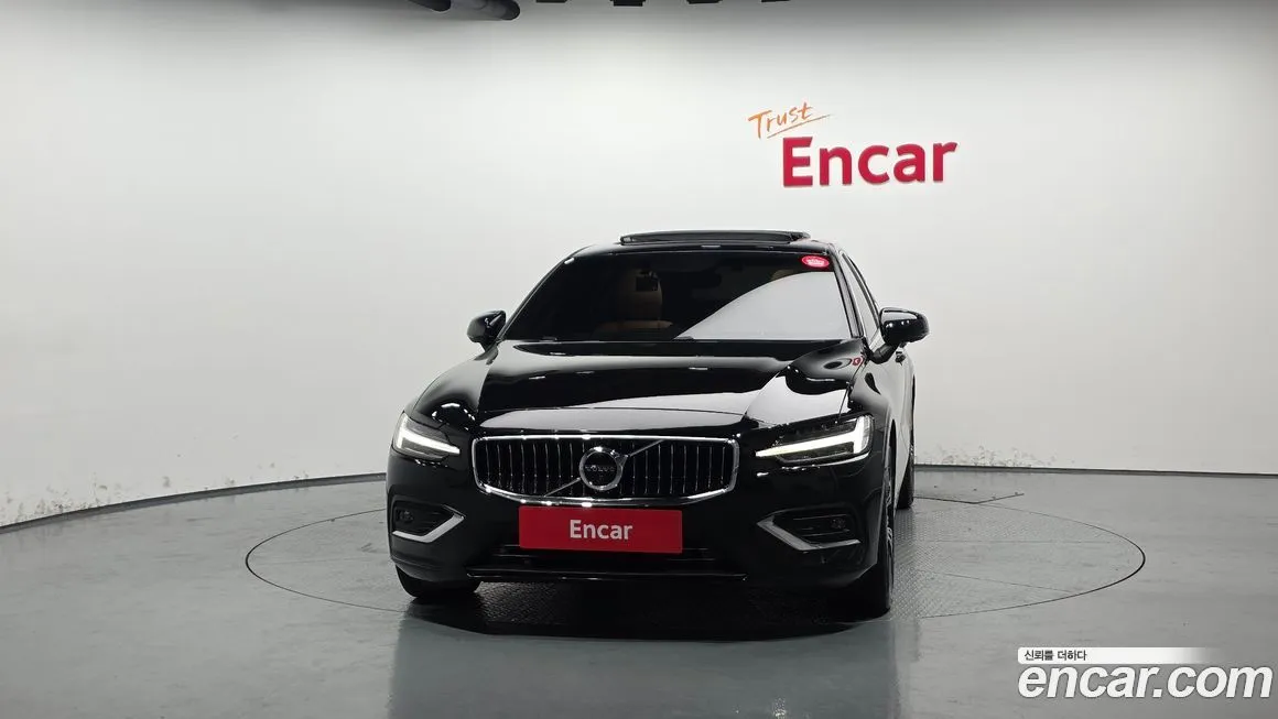 Volvo S60 2022 из KR, фото 3