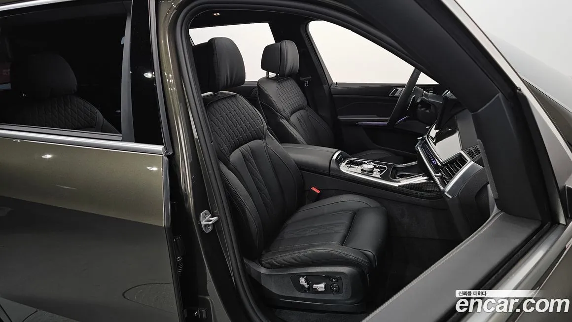 BMW X7 2025 из KR, фото 10