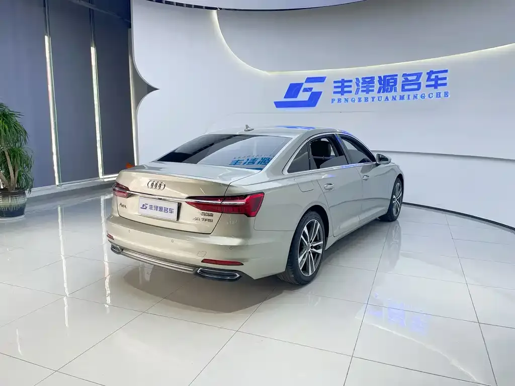 Audi A6L 2021 из CN, фото 2