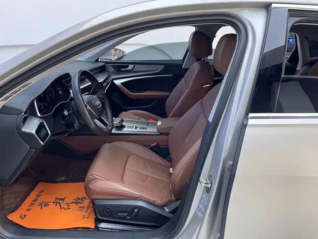 Audi A6L 2021 из CN, фото 7