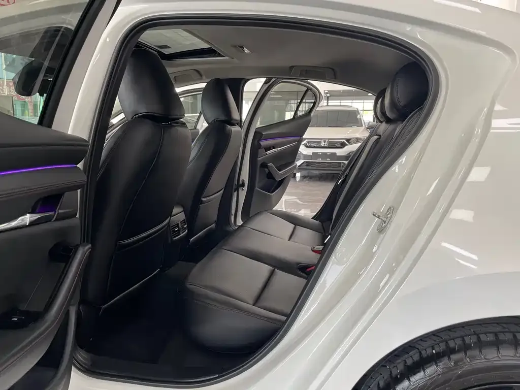 Mazda 3 Axela 2022 из CN, фото 6