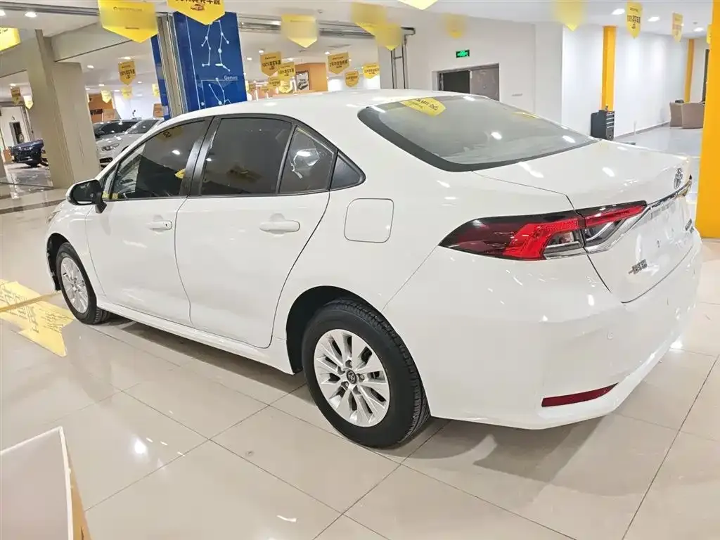 Toyota Corolla 2024 из CN, фото 5