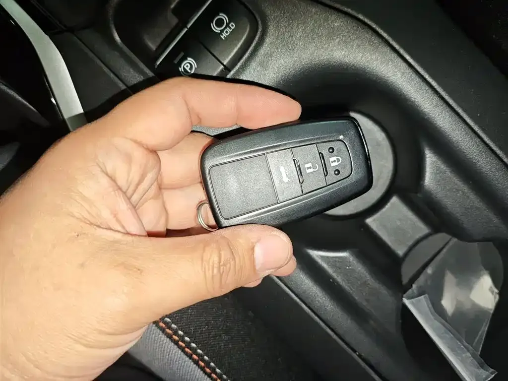 Toyota Corolla 2024 из CN, фото 9