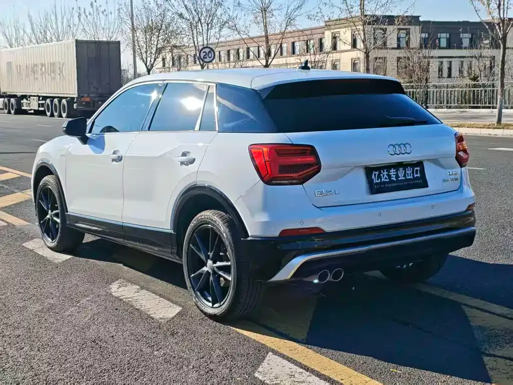 Audi Q2L 2021 из CN, фото 7