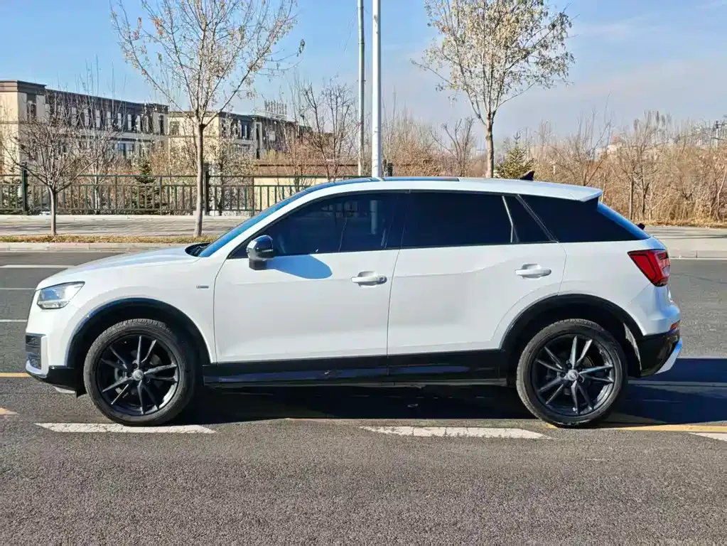 Audi Q2L 2021 из CN, фото 8