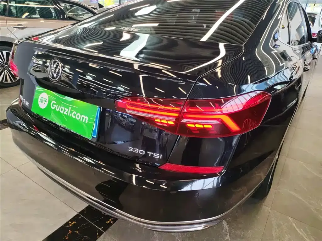 Volkswagen Passat 2021 из CN, фото 8