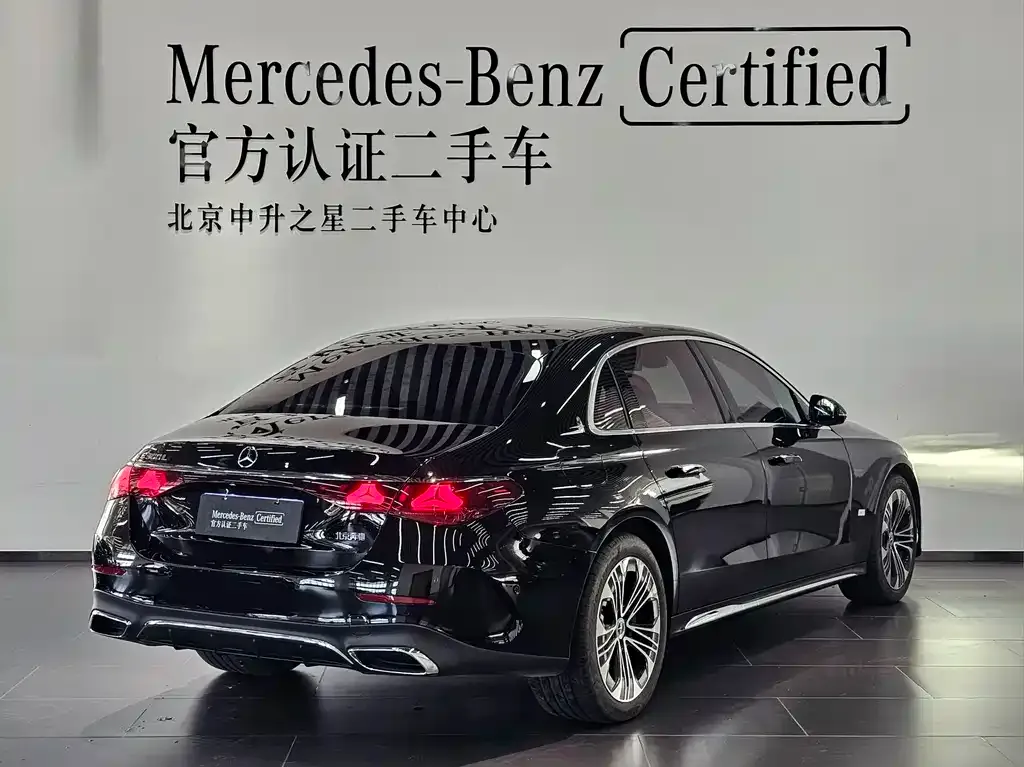 Mercedes-Benz E-Class 2024 из CN, фото 3