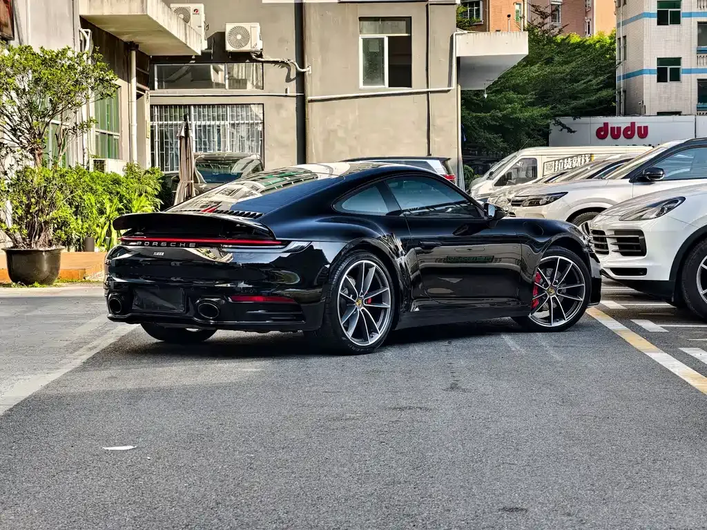 Porsche 911 2021 из CN, фото 3