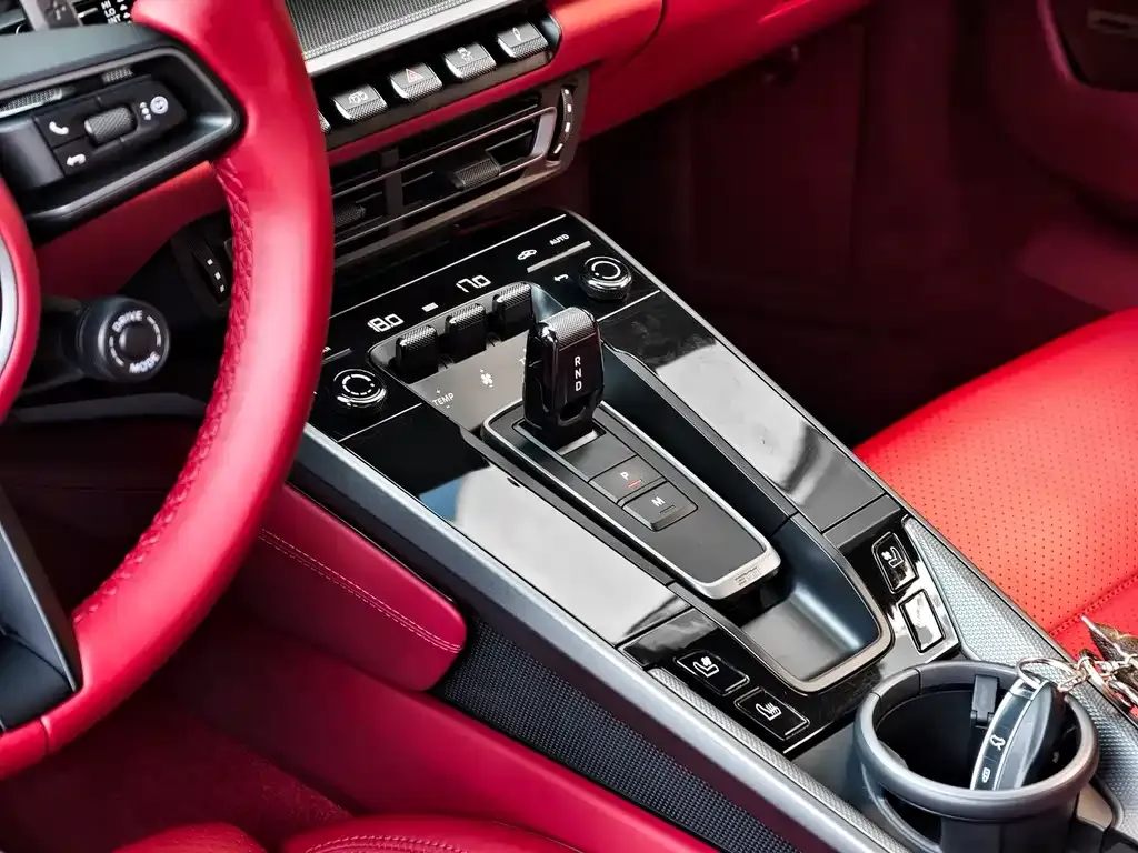 Porsche 911 2021 из CN, фото 8