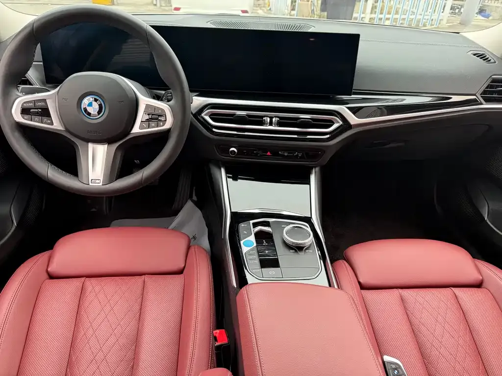 BMW i3 — фото 7