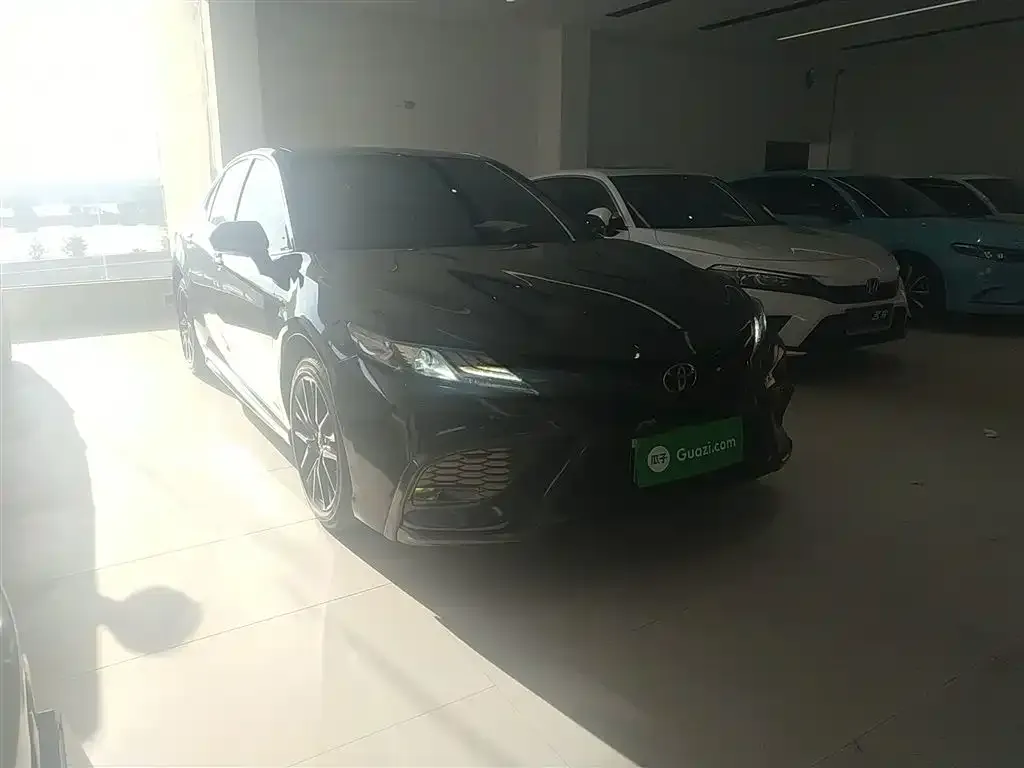 Toyota Camry 2022 из CN, фото 4