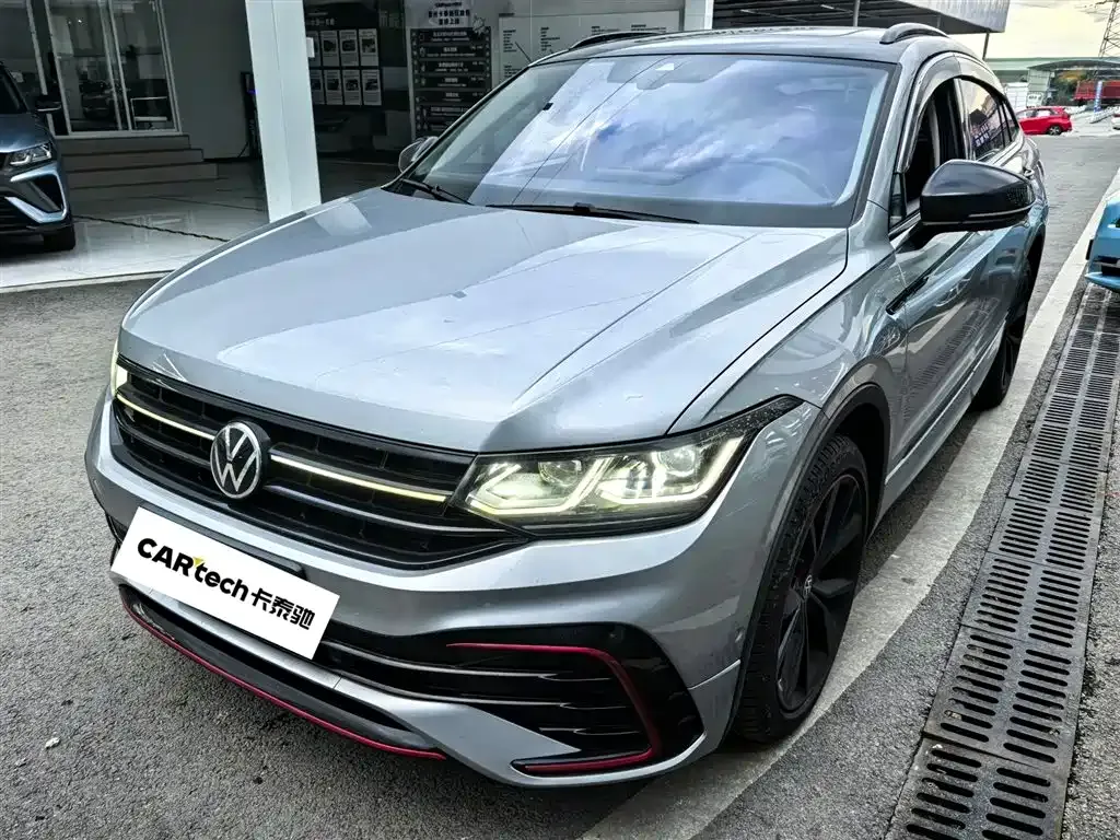 Volkswagen Tiguan X — фото 1