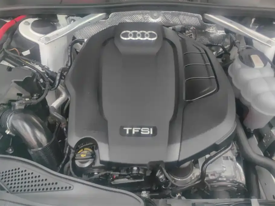 Audi A4L 2022 из CN, фото 10
