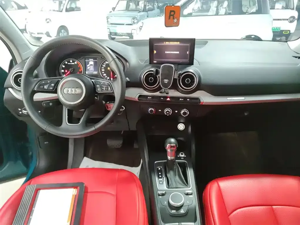 Audi Q2L 2021 из CN, фото 10