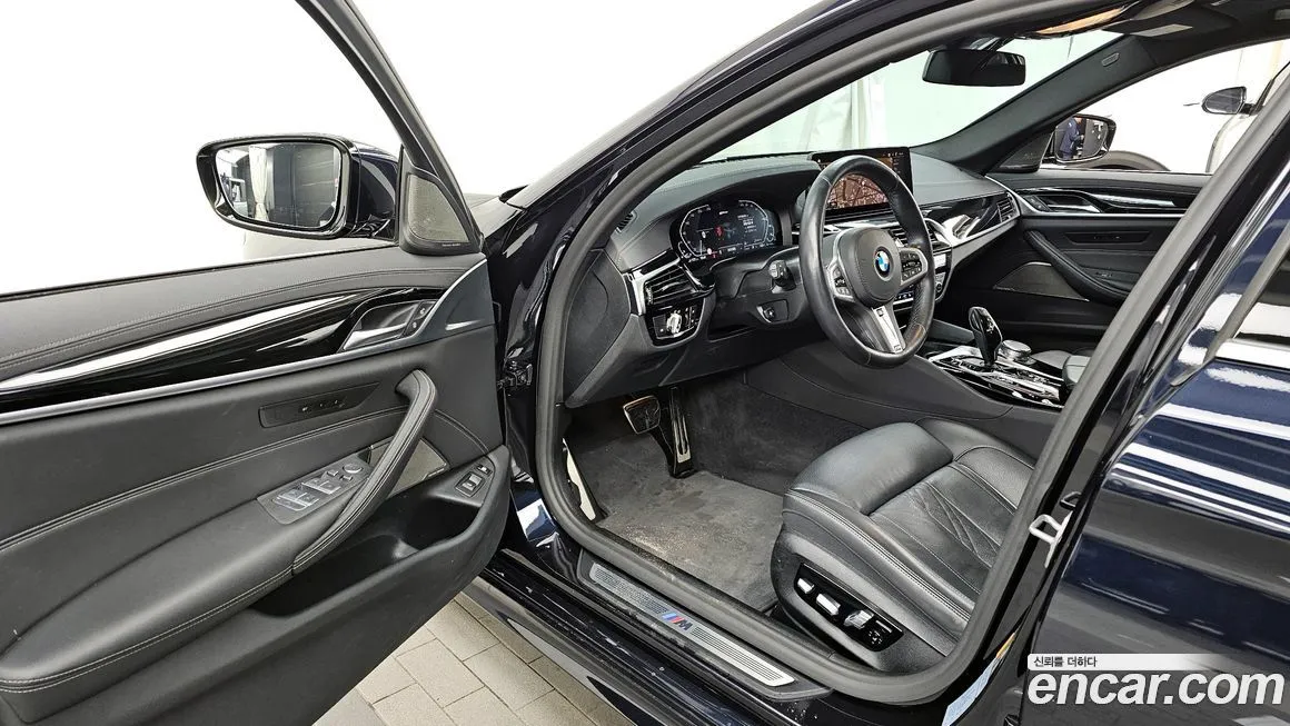 BMW 5-Series 2021 из KR, фото 10
