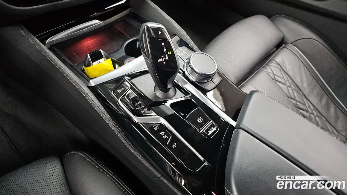 BMW 5-Series 2021 из KR, фото 9