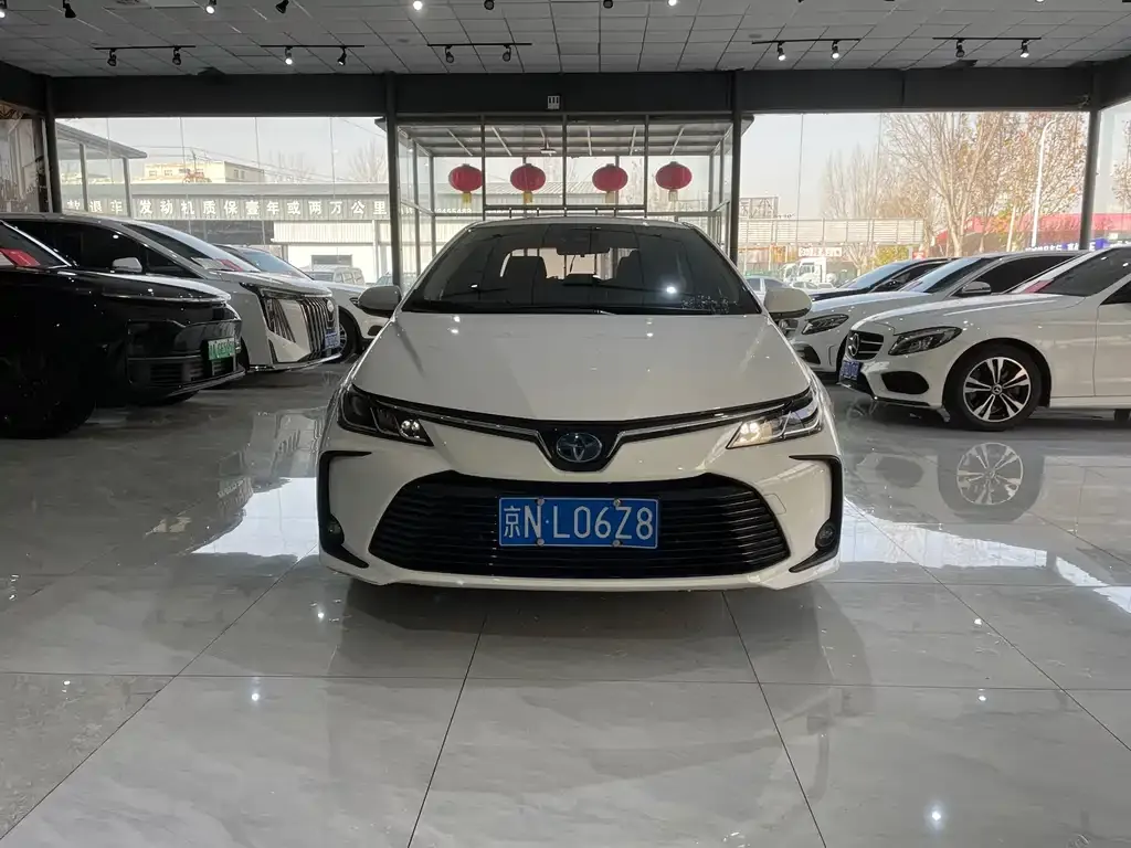 Toyota Corolla 2021 из CN, фото 2