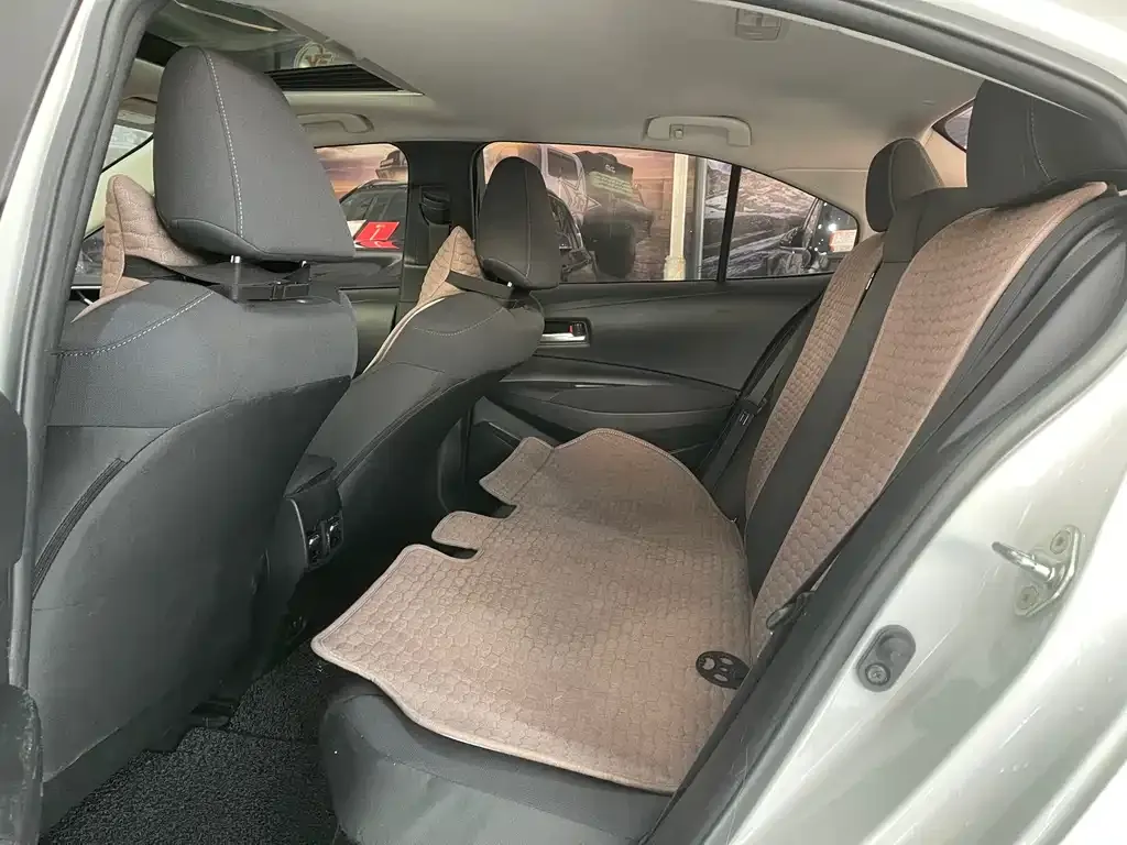 Toyota Corolla 2021 из CN, фото 5