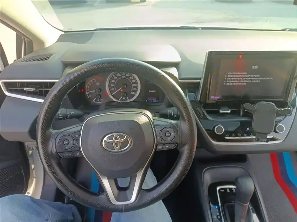 Toyota Corolla 2023 из CN, фото 10