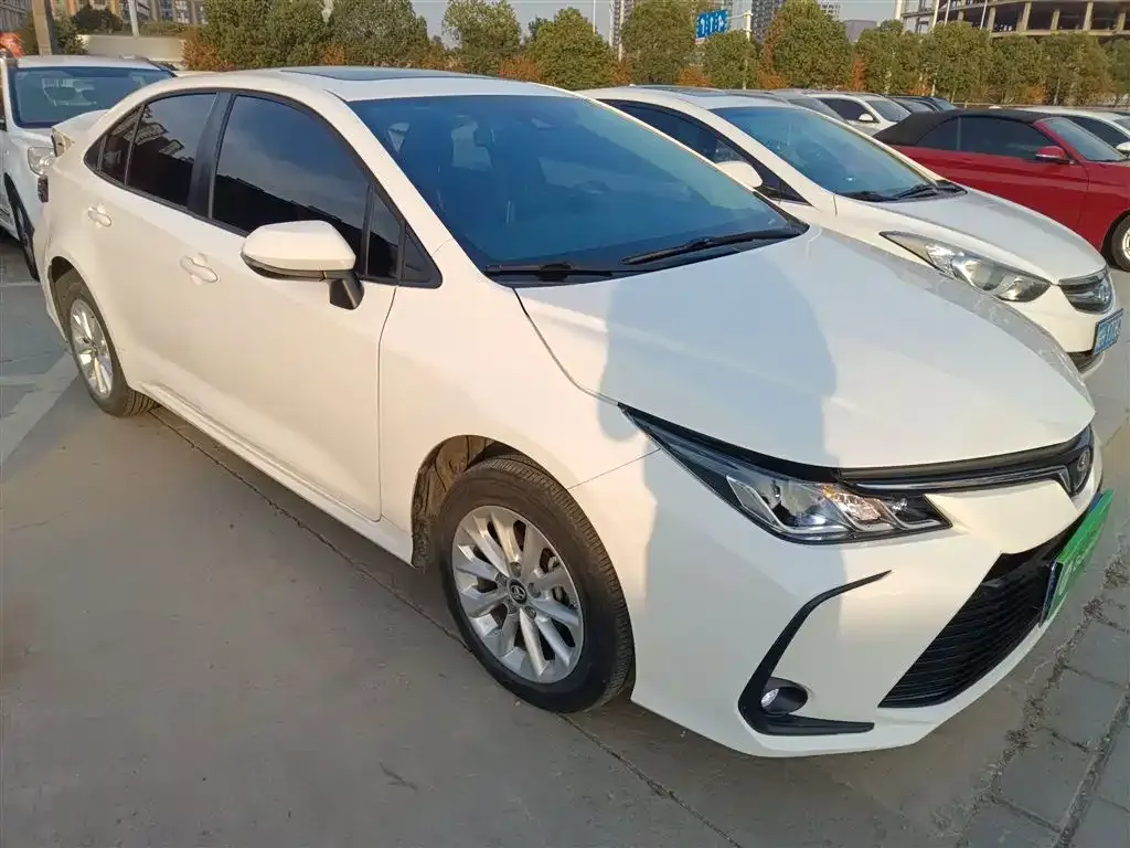 Toyota Corolla 2023 из CN, фото 4