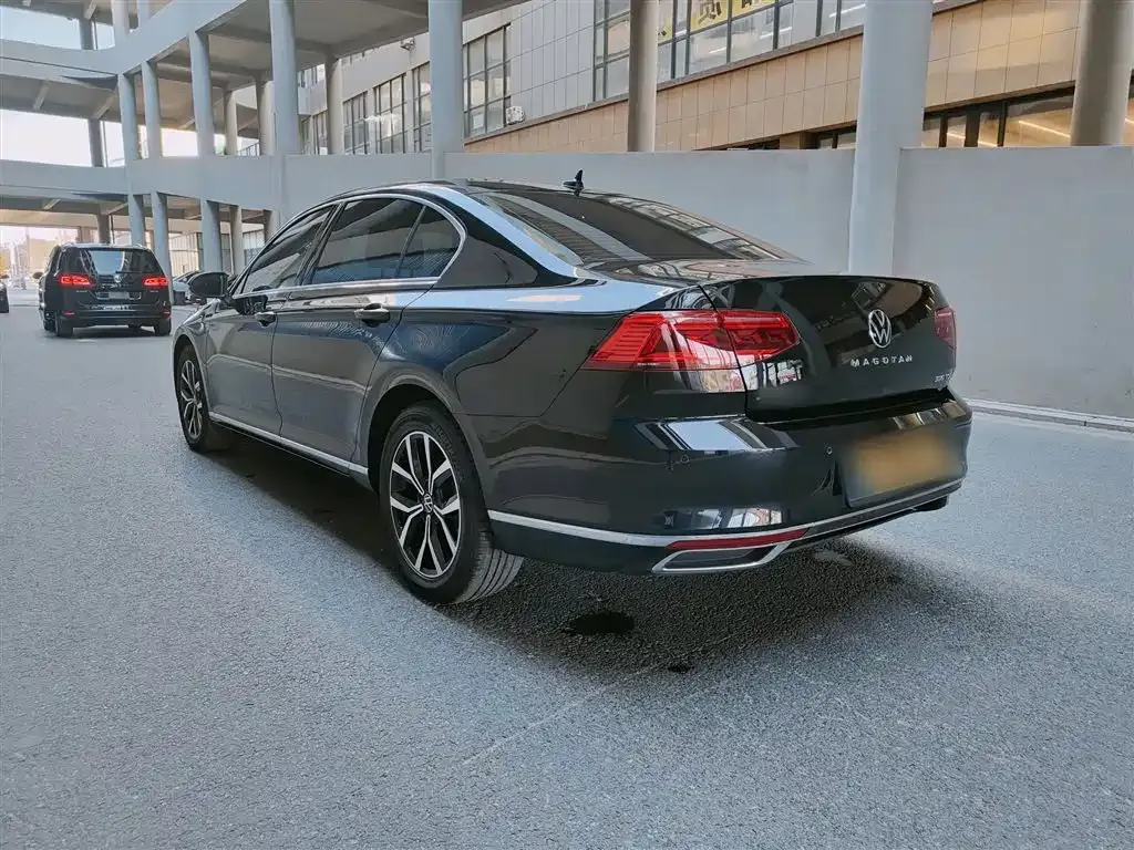 Volkswagen Magotan 2022 из CN, фото 9