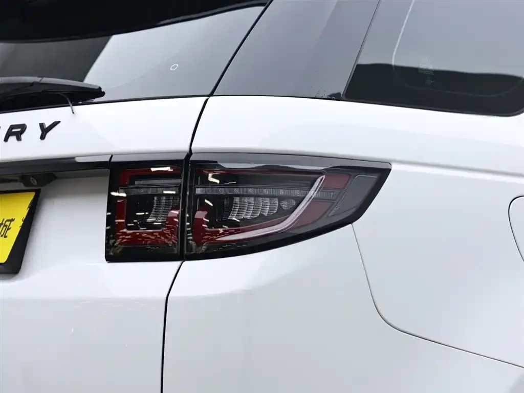 Land Rover Discovery Sport Hybrid 2022 из CN, фото 7