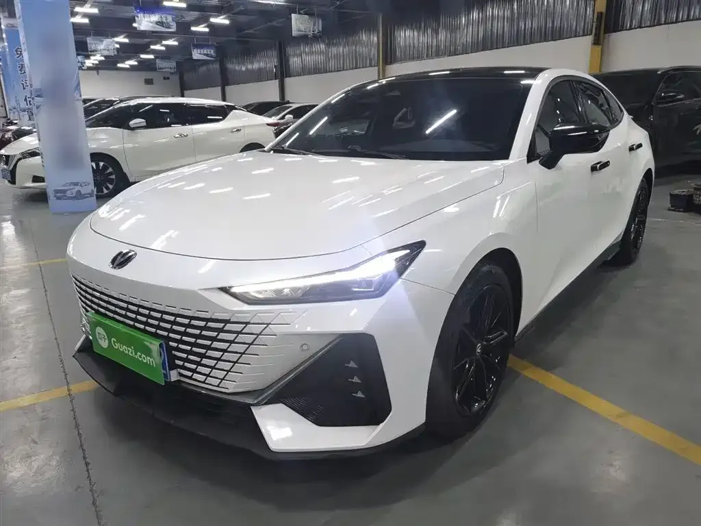 Changan UNI-V 2024 из CN, фото 2