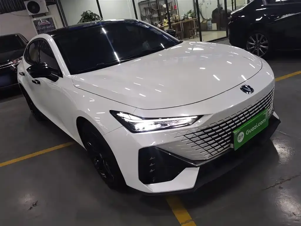 Changan UNI-V 2024 из CN, фото 4