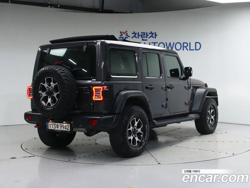 Jeep Wrangler 2021 из KR, фото 2