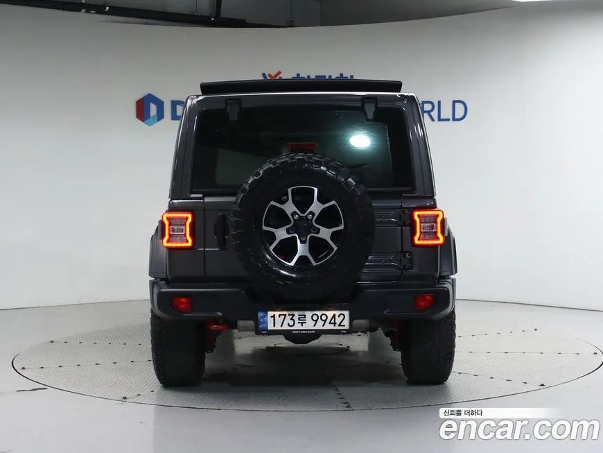 Jeep Wrangler 2021 из KR, фото 4