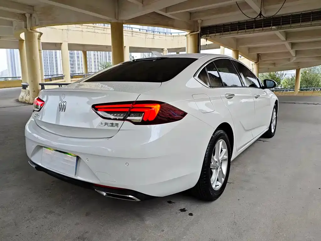 Buick Regal — фото 7