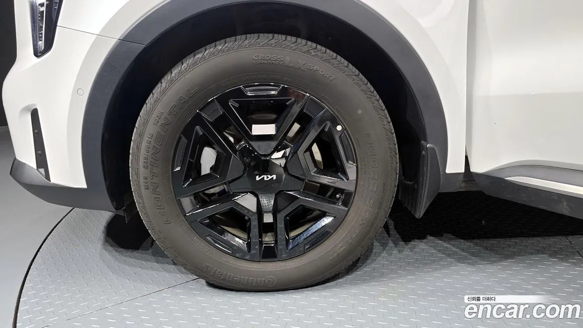 Kia Sorento — фото 5
