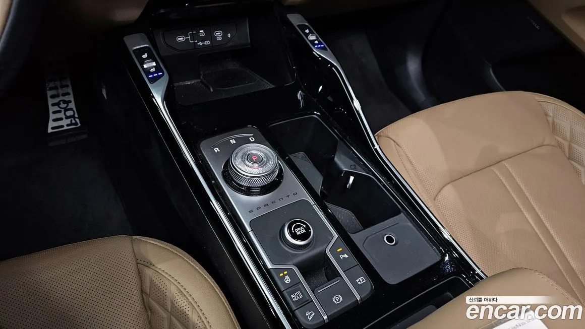 Kia Sorento — фото 9