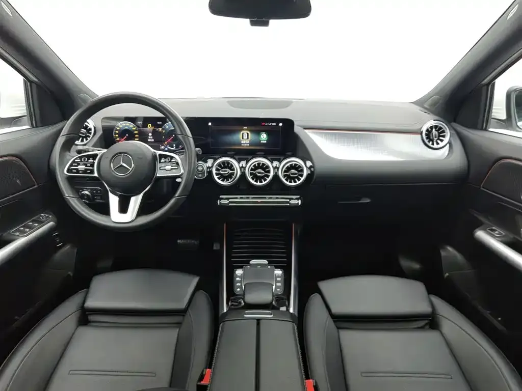 Mercedes-Benz GLA — фото 5