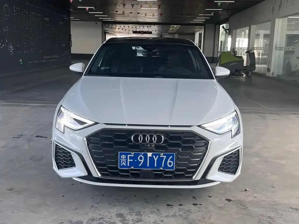 Audi A3 — фото 2