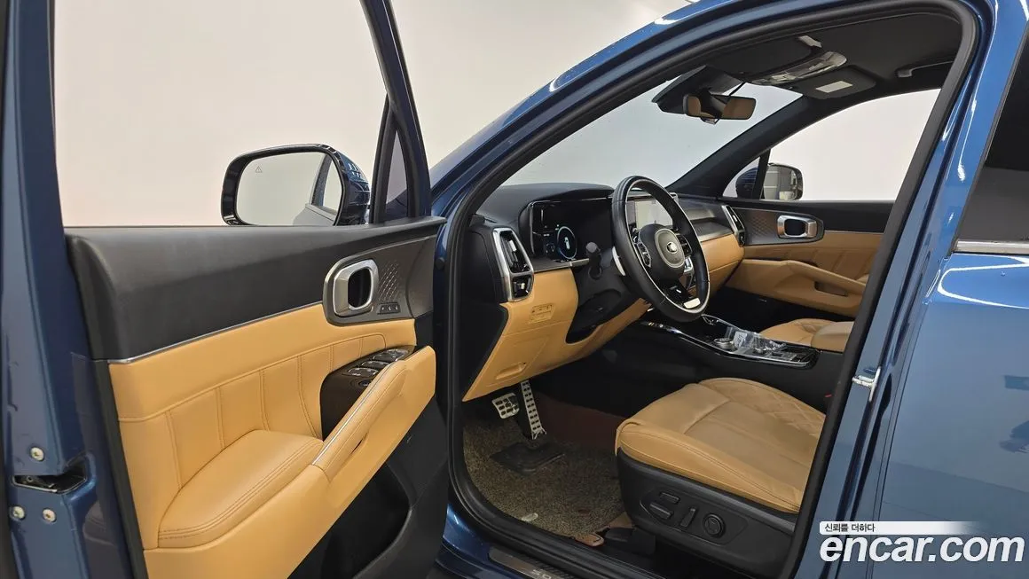 Kia Sorento — фото 10
