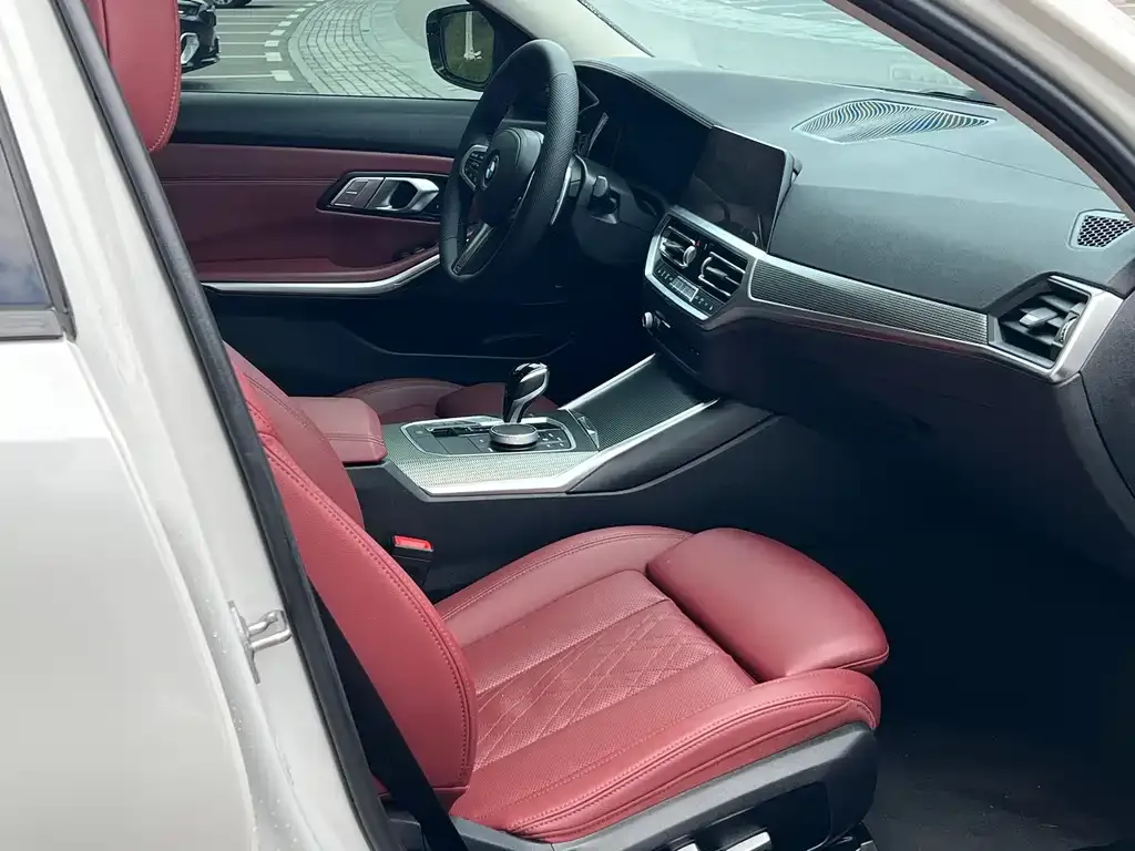BMW 3 Series 2022 из CN, фото 7