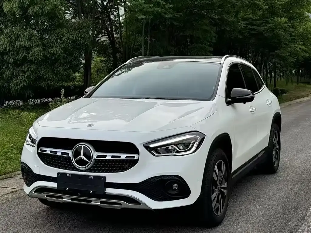 Mercedes-Benz GLA 2023 из CN, фото 1
