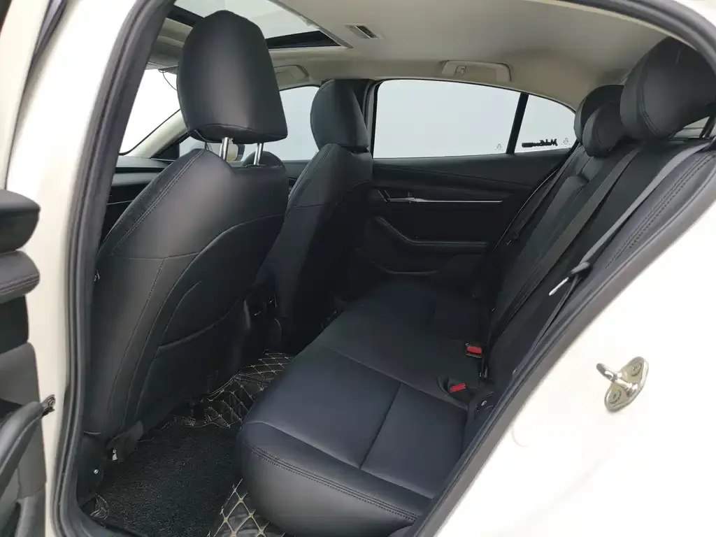 Mazda 3 Axela 2021 из CN, фото 8