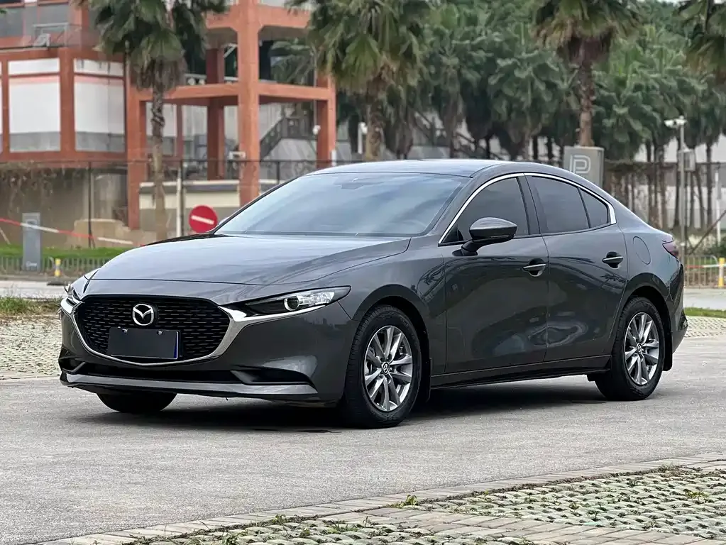 Mazda 3 Axela 2022 из CN, фото 1