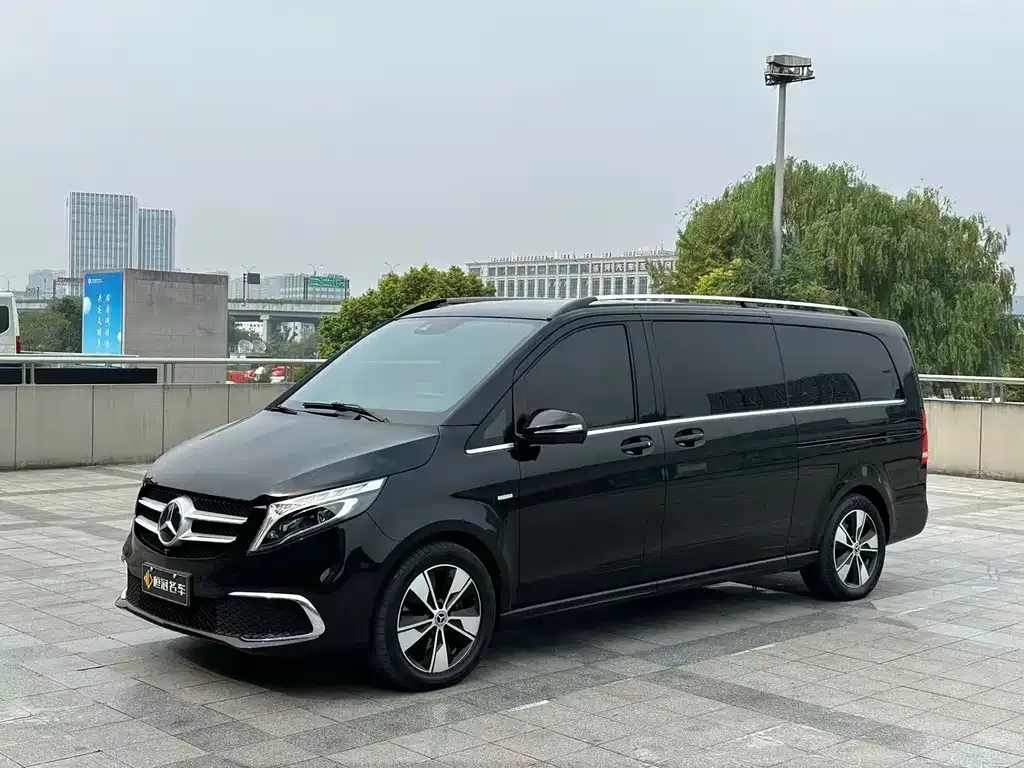 Mercedes-Benz V-Class 2022 из CN, фото 1