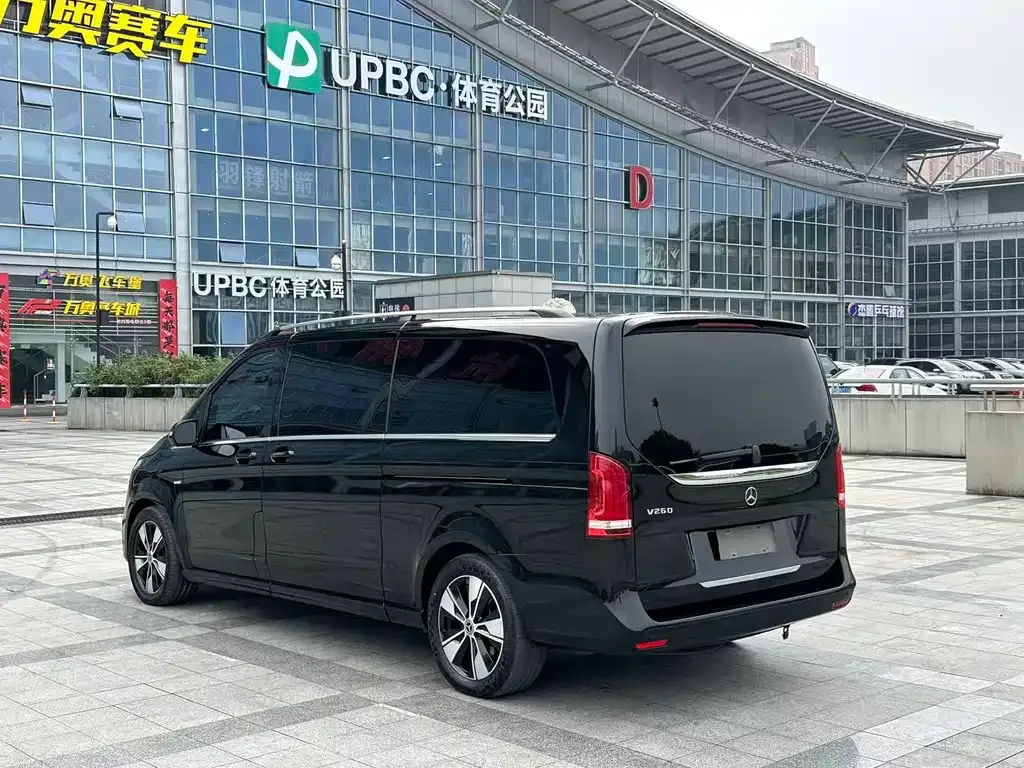 Mercedes-Benz V-Class 2022 из CN, фото 4