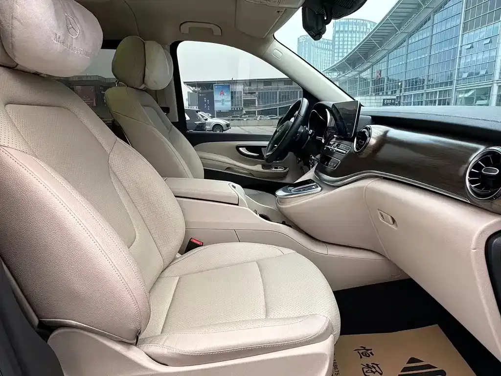Mercedes-Benz V-Class 2022 из CN, фото 9