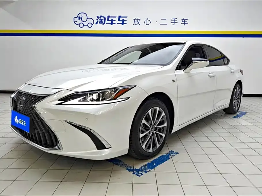 Lexus ES 2024 из CN, фото 1